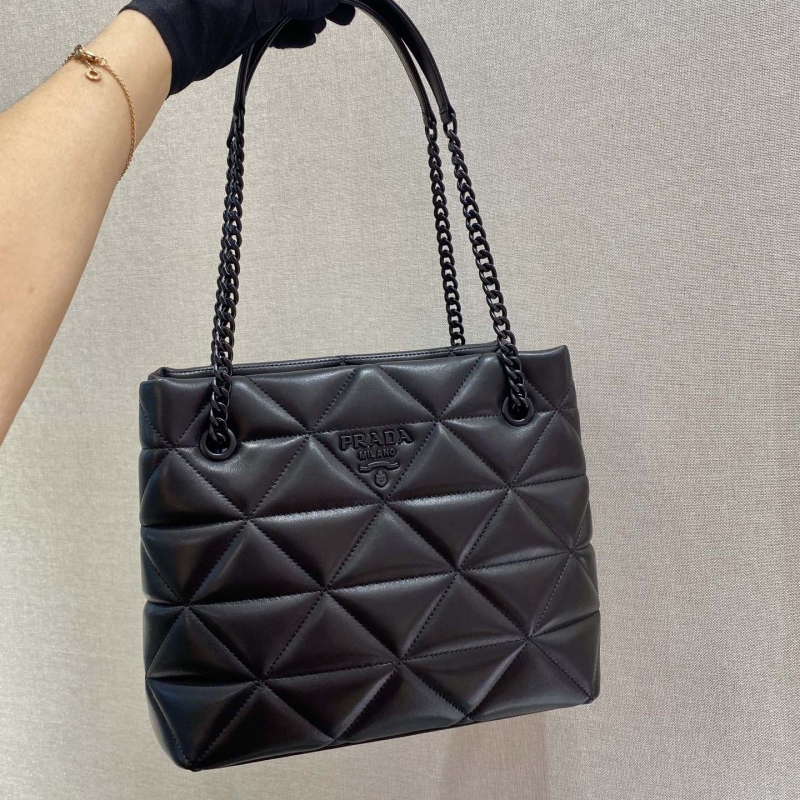 Pra*a tote bags